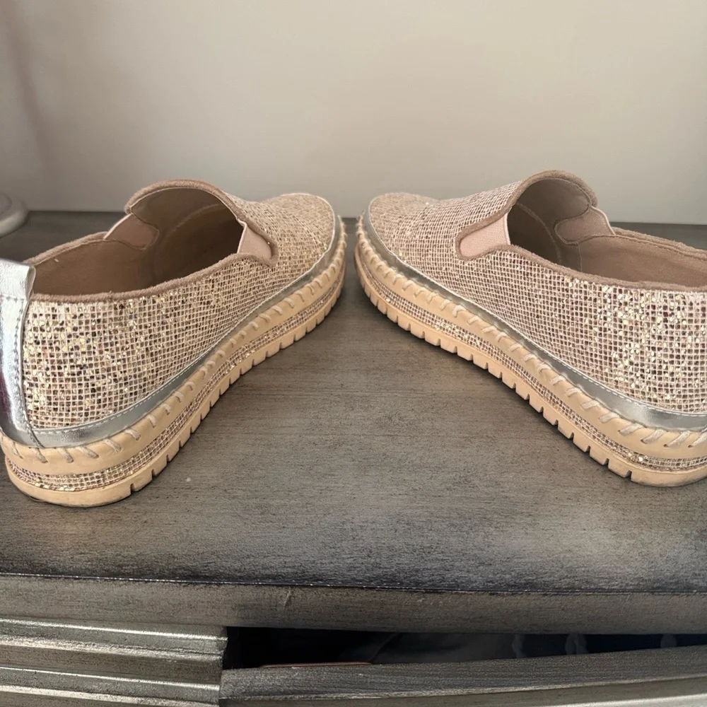 Platform sneakers size 8